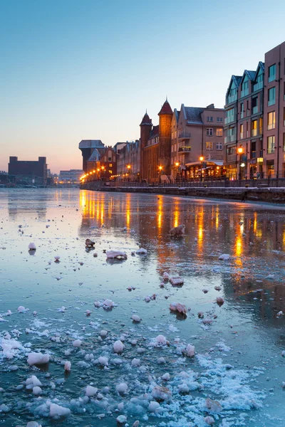 Old town in Gdansk with frozen Motlawa rive — Stock Photo, Image