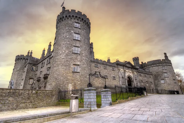 Castello di Kilkenny al tramonto — Foto Stock