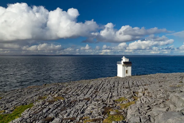 布伦灯塔在 co.clare — 图库照片