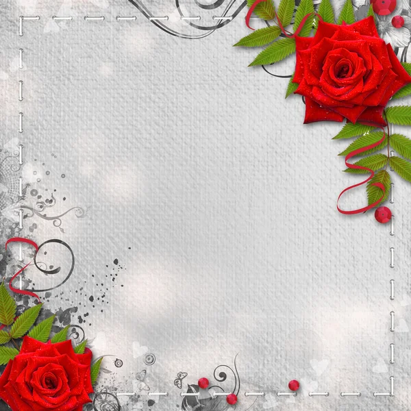 Kártya a gratuláció, vagy meghívást a szív és a piros rózsa — Stock Fotó
