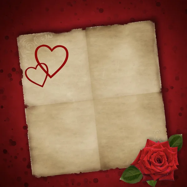 Открытки ко Дню Святого Валентина с сердечками и старой бумагой — стоковое фото