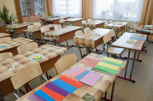 stock image Classroom before the lesson, desks are covered with oilcloth