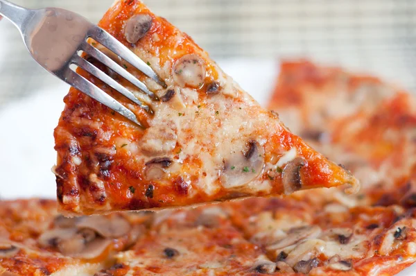 Delicious Italian pizza with mushrooms — Stock Photo, Image