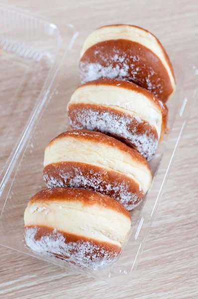 पावडरदार साखर सह शिंपडलेले डोनट्स — स्टॉक फोटो, इमेज
