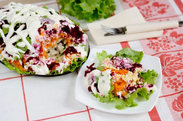Salad with herring and vegetables — Stock Photo, Image