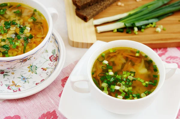 맛 있는 완두콩 수프 가정 요리 — 스톡 사진