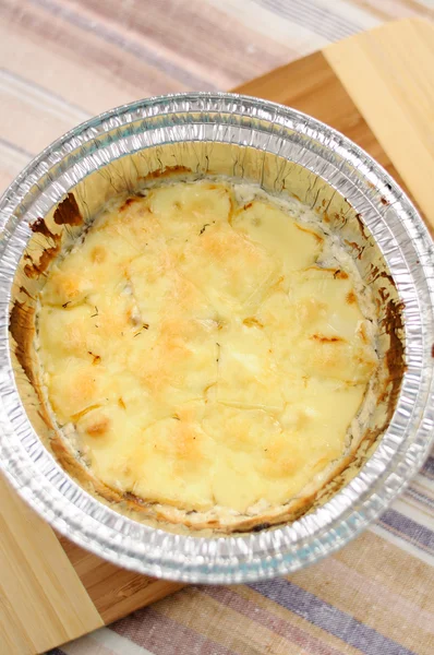 チーズとおいしいきのこ鍋 — ストック写真