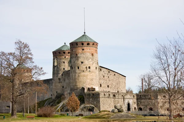 Castillo medieval de Olavinlinna en Savonlinna, Finlandia — Foto de Stock