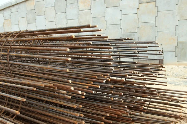 Barre e tondini d'acciaio di rinforzo — Foto Stock