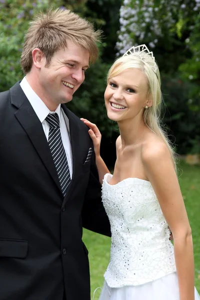 Beautiful Wedding Couple — Stock Photo, Image