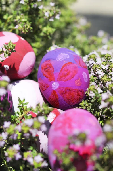 Bazı Paskalya yumurtaları dekore — Stok fotoğraf