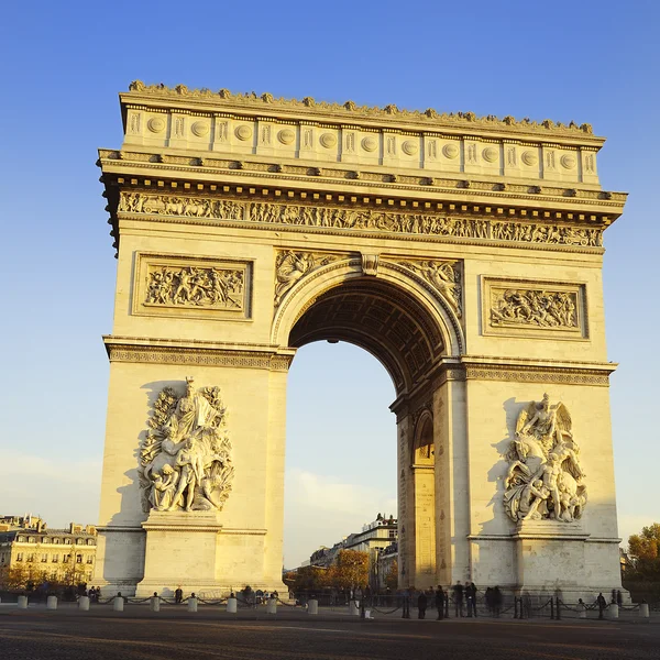 Arco do Triunfo. Hora do dia. Paris, França — Fotografia de Stock