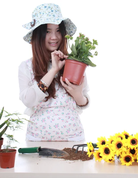 Menina chinesa ativa Jardinagem — Fotografia de Stock