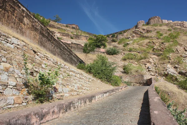 Forte di Nahagarh con vista sulla città rosa — Foto Stock
