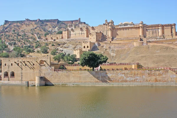 สวยงาม Amber Fort ใกล้ Jaipur — ภาพถ่ายสต็อก