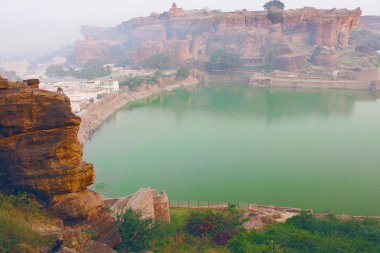 badami, Lake agusthya teertha