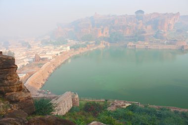 badami, Lake agusthya teertha