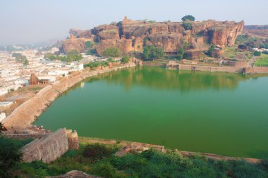 badami, Lake agusthya teertha