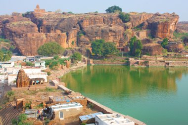 badami, Lake agusthya teertha