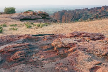 badami taşlara kumtaşı