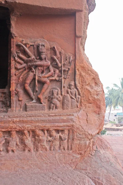 Sculpture at entrance of Cave at Badami — Stock Photo, Image
