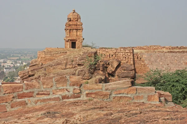 stock image Fort atop rocky mountain and cave temples at Badami