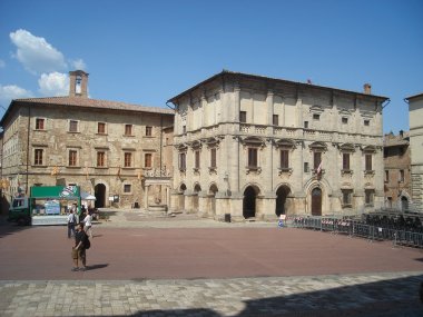 Montepulciano Meydanı