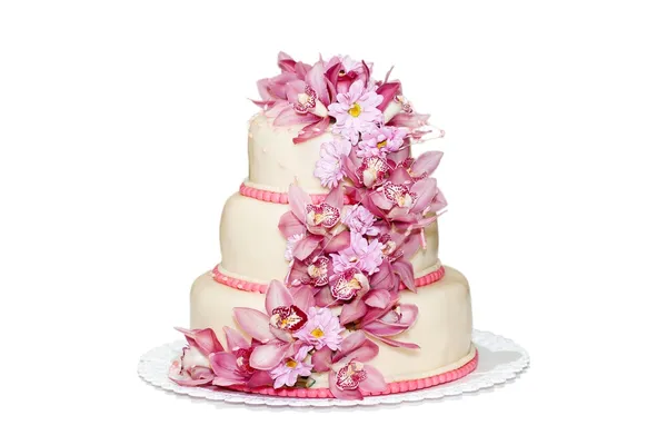 Традиционный свадебный торт с орхидеями — стоковое фото