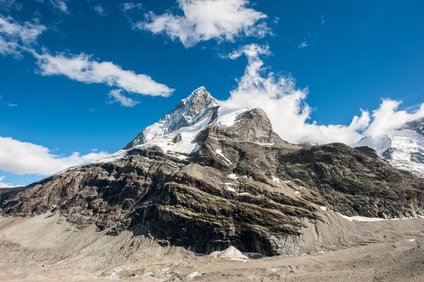 Hátoldalán a Matterhorn — Stock Fotó