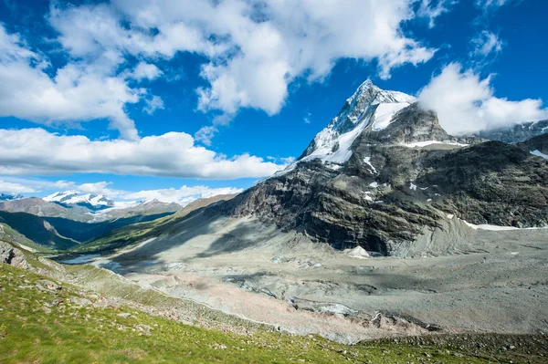 Rückseite des Matterhorns — Stockfoto