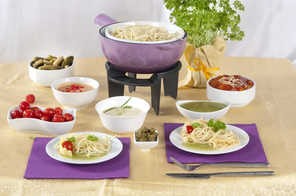 Pasta fondue — Stockfoto