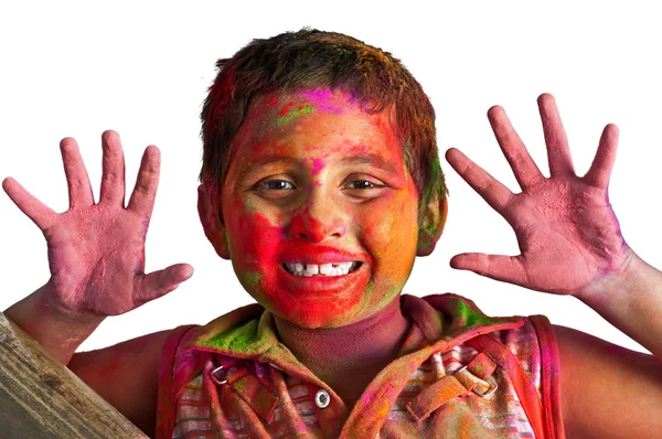 Primo piano volto del ragazzo che gioca Holi, colori sorridenti, bianco B — Foto Stock