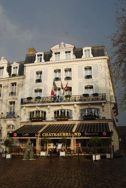 Hotel de France at Place Châteaubriand — Stock Photo, Image