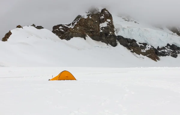 High altitude mountaineering — Stock Photo, Image