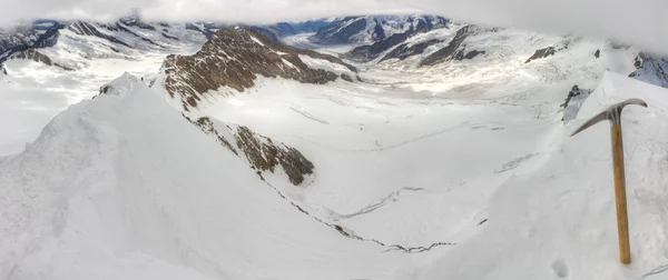 Luchtfoto van berg moench, Zwitserland — Stockfoto