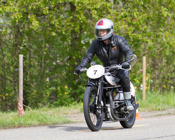 Винтажный мотоцикл Norton Mod. 20 с 1932
