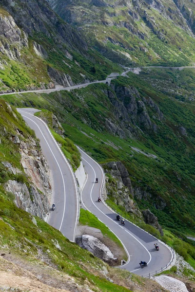 サステン峠道、スイス — ストック写真