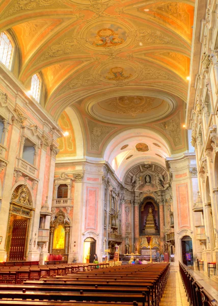 Интерьер церкви Грейс, Лиссабон — стоковое фото