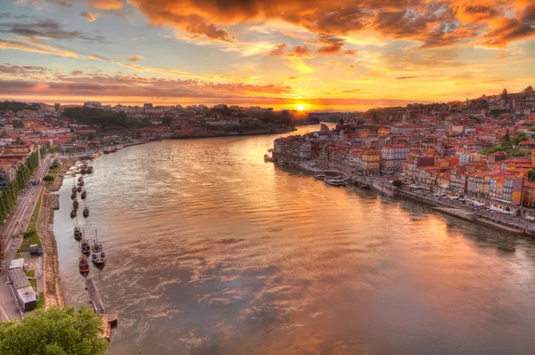 Porto a folyó duoro, naplemente Stock Kép
