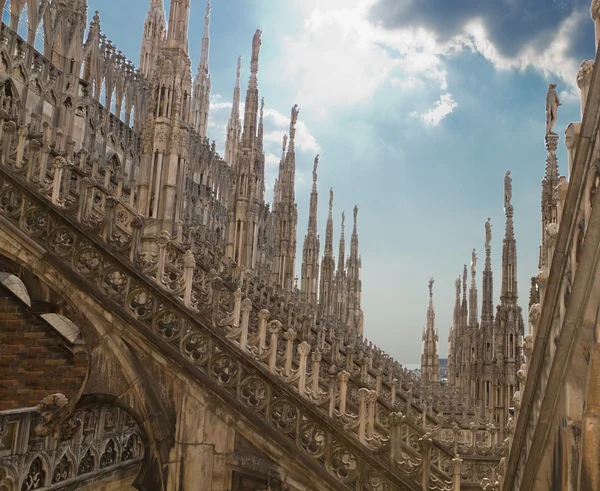 Прикраси собору Мілана, Італія — стокове фото