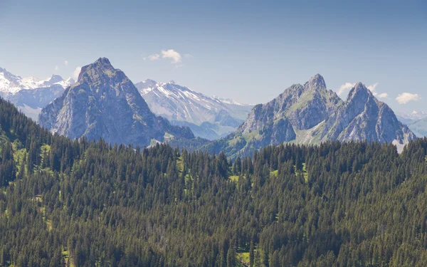 Paisagem montanhosa alpina, Suíça — Fotografia de Stock