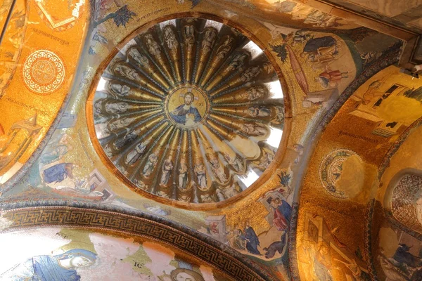 Beroemde mozaïek in chora kerk — Stockfoto