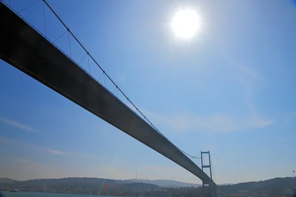Supension brug in de buurt van istanbul — Stockfoto
