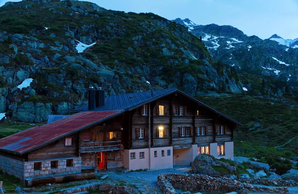 Berg hospice, Zwitserland — Stockfoto