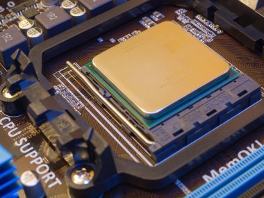 CPU soket anakart yüklü cpu ile