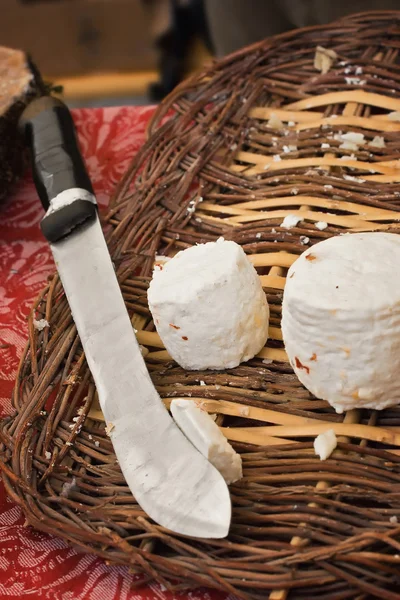 Baharatlı biber keçi peyniri — Stok fotoğraf