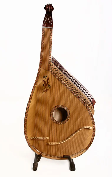 Bandura (instrumento de corda ucraniana) sobre fundo branco — Fotografia de Stock