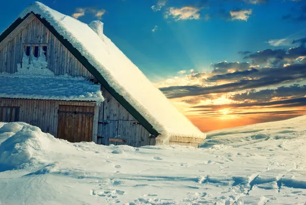 Winter house mountain — Stock Photo, Image