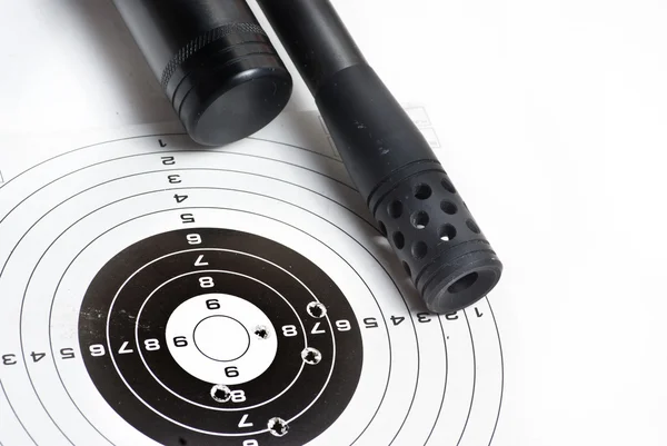 Target and air rifle barrel — Stock Photo, Image