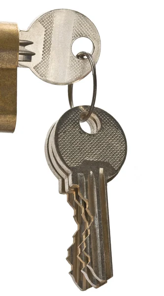 Mazzo di chiavi isolate su bianco — Foto Stock